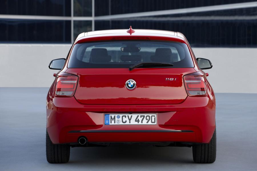  BMW 1-Series 2012 года  (фото 109 из 161)